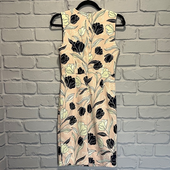 NWOT Floral Sleeveless Dress - Black and Cream size 2P - Picture 6 of 11